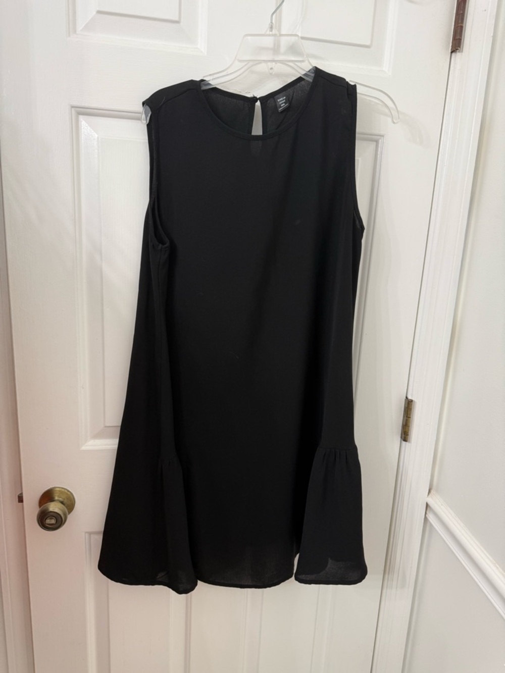 SHEIN Black Sleeveless Flared-Hem Mini Dress